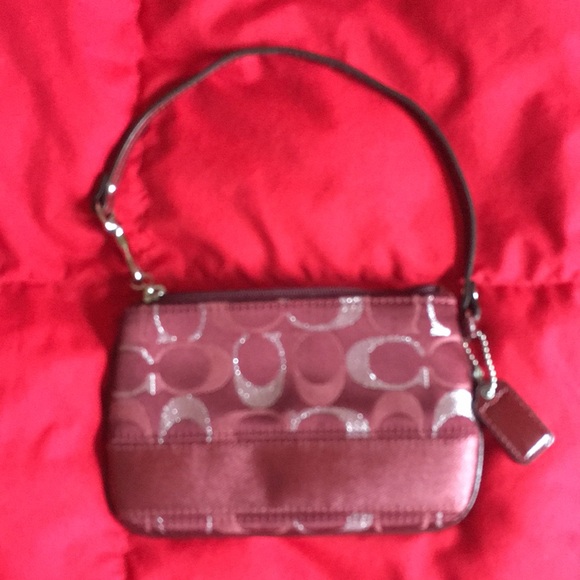 NWOT Coach Wristlet Wallet - Picture 1 of 2
